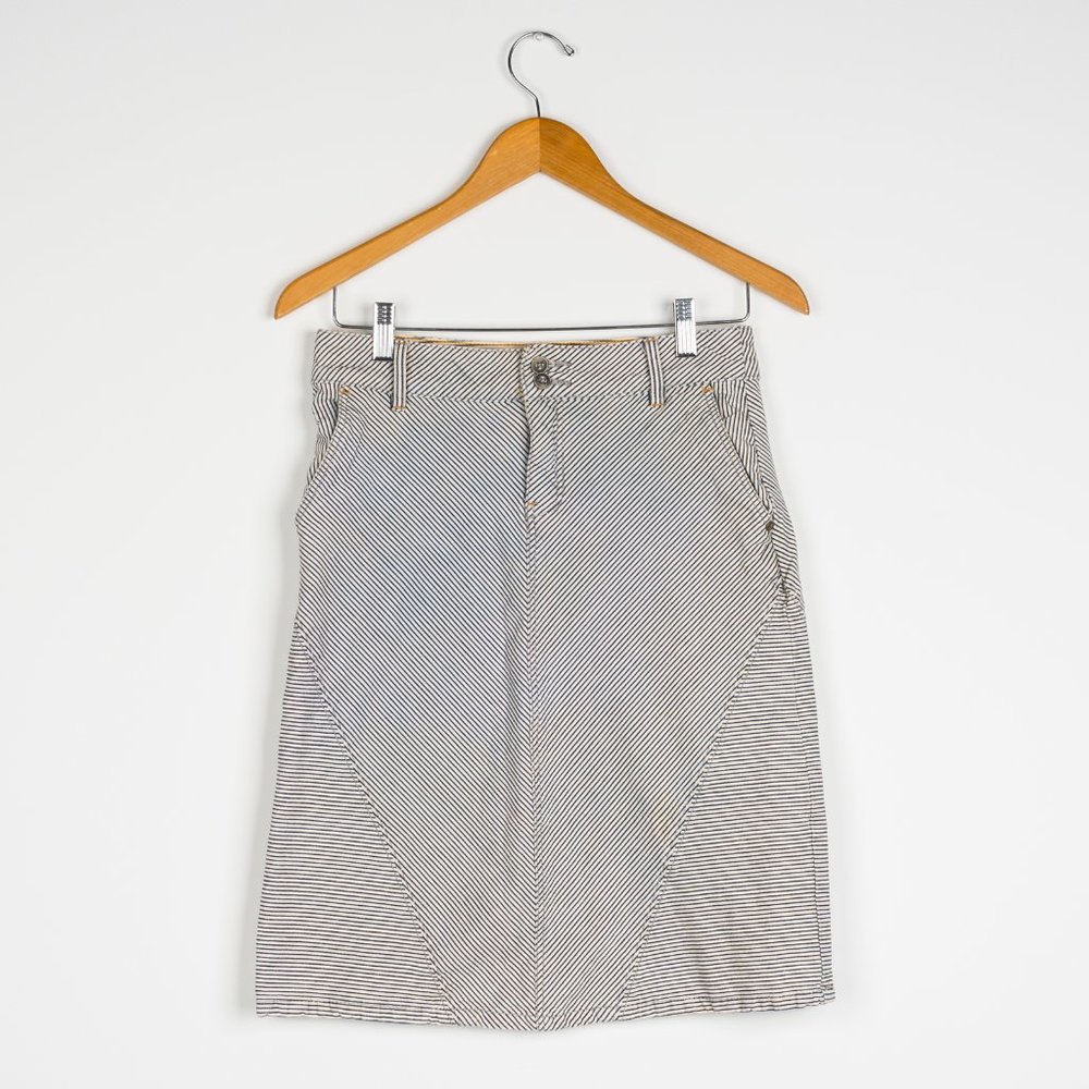 Pilcro and the Letterpress A-Line Pin Stripe Skirt size 6